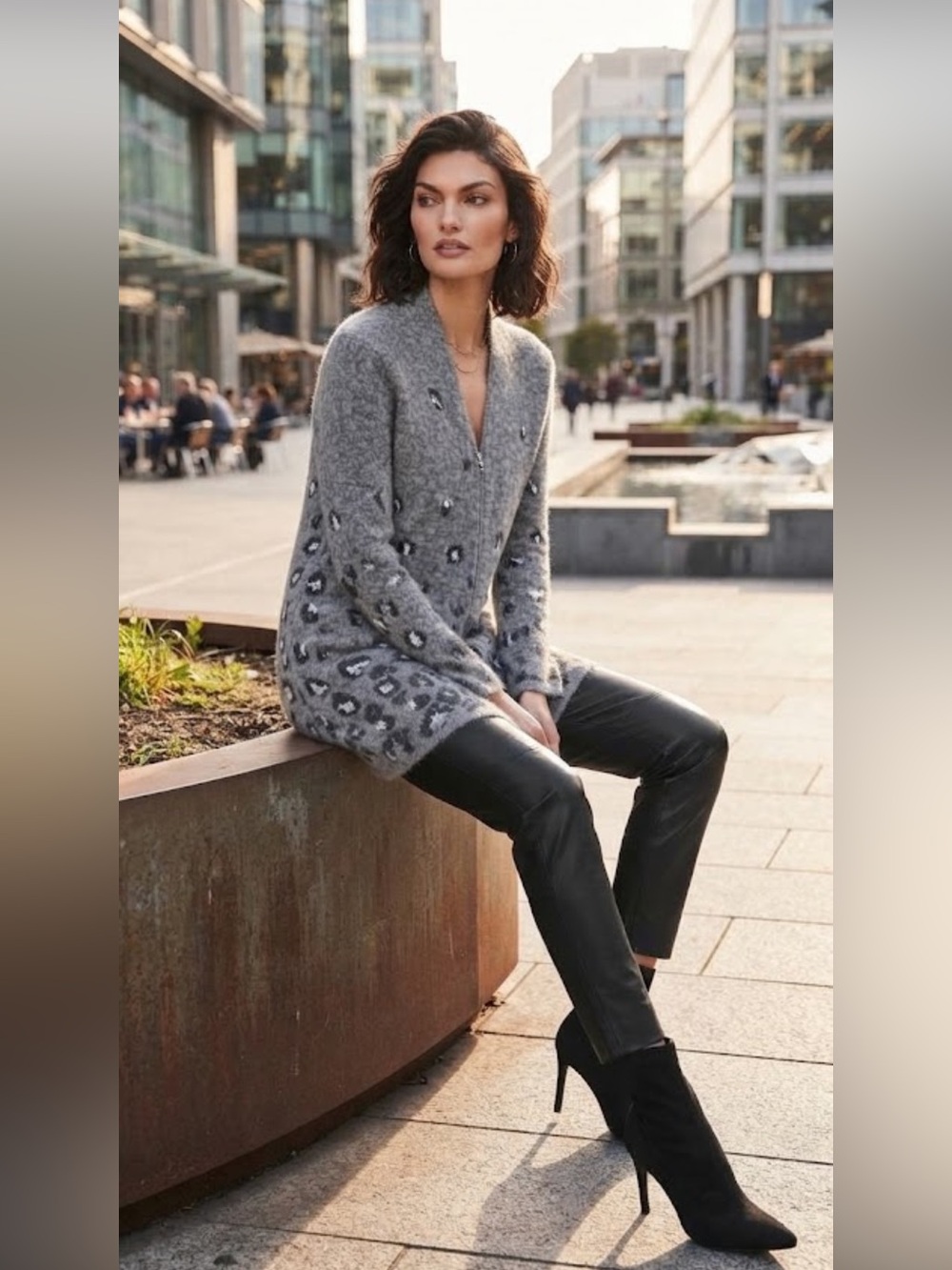 NWOT Chico’s Longline Two Way Zipper Cardigan Topper Size M